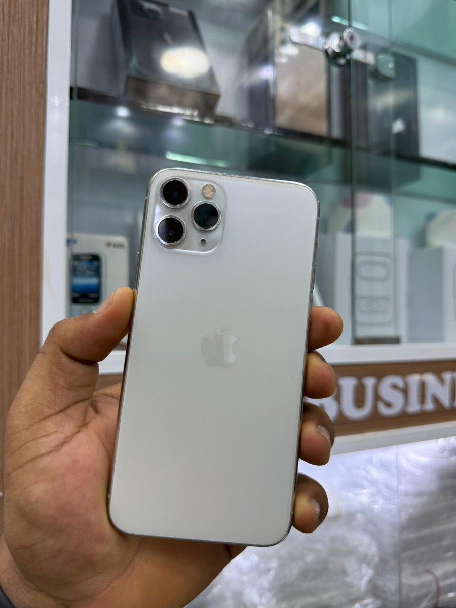 iPhone 11 Pro 64 giga ( écran