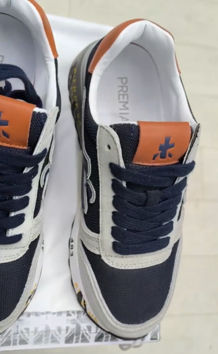 Стильные мужские кроссовки