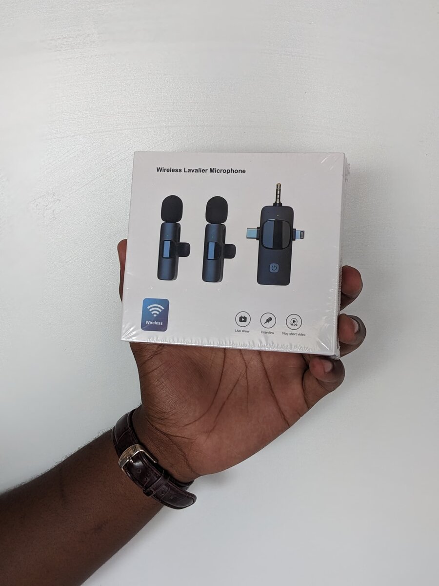 Mini wireless mics for content creation