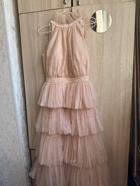 Вечерние платья