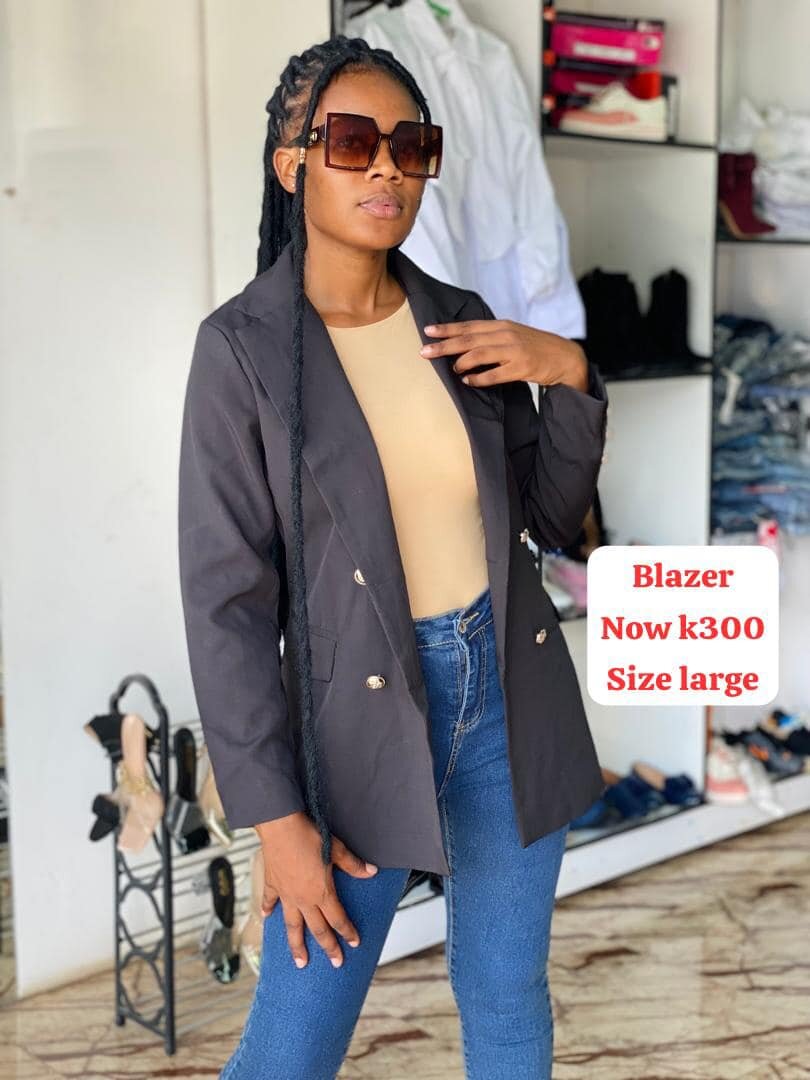 Beautiful, stylish and high-quality women's blazer black