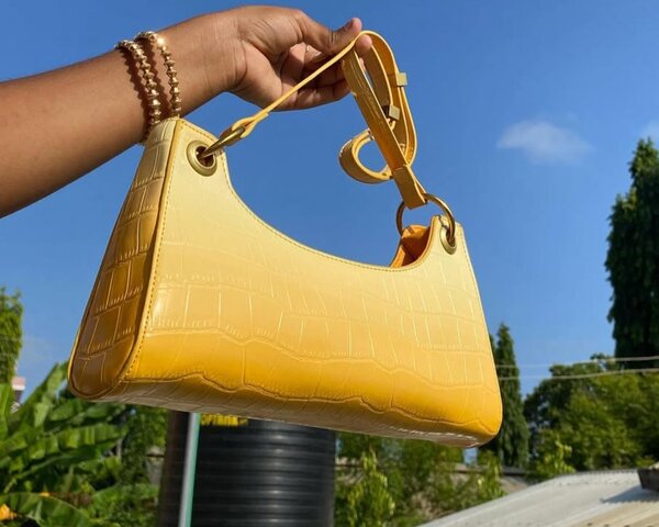 Sac Baguette Jaune Élégant