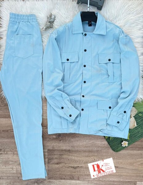 Ensemble chemise et pantalon bleu