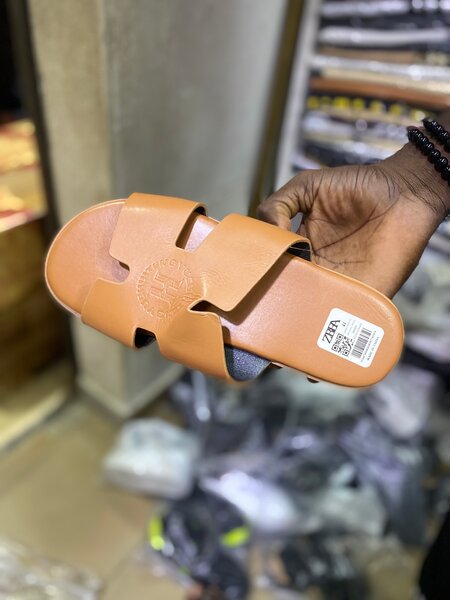 Sandales en cuir tendance