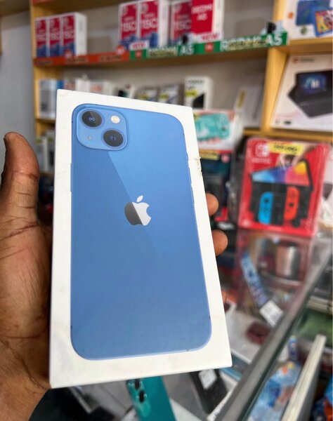 iPhone 13 bleu 128 Go