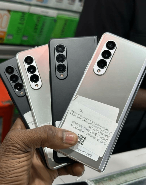 Samsung Galaxy Z Fold3