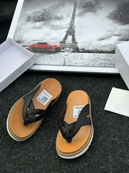 Sandales en cuir élégantes