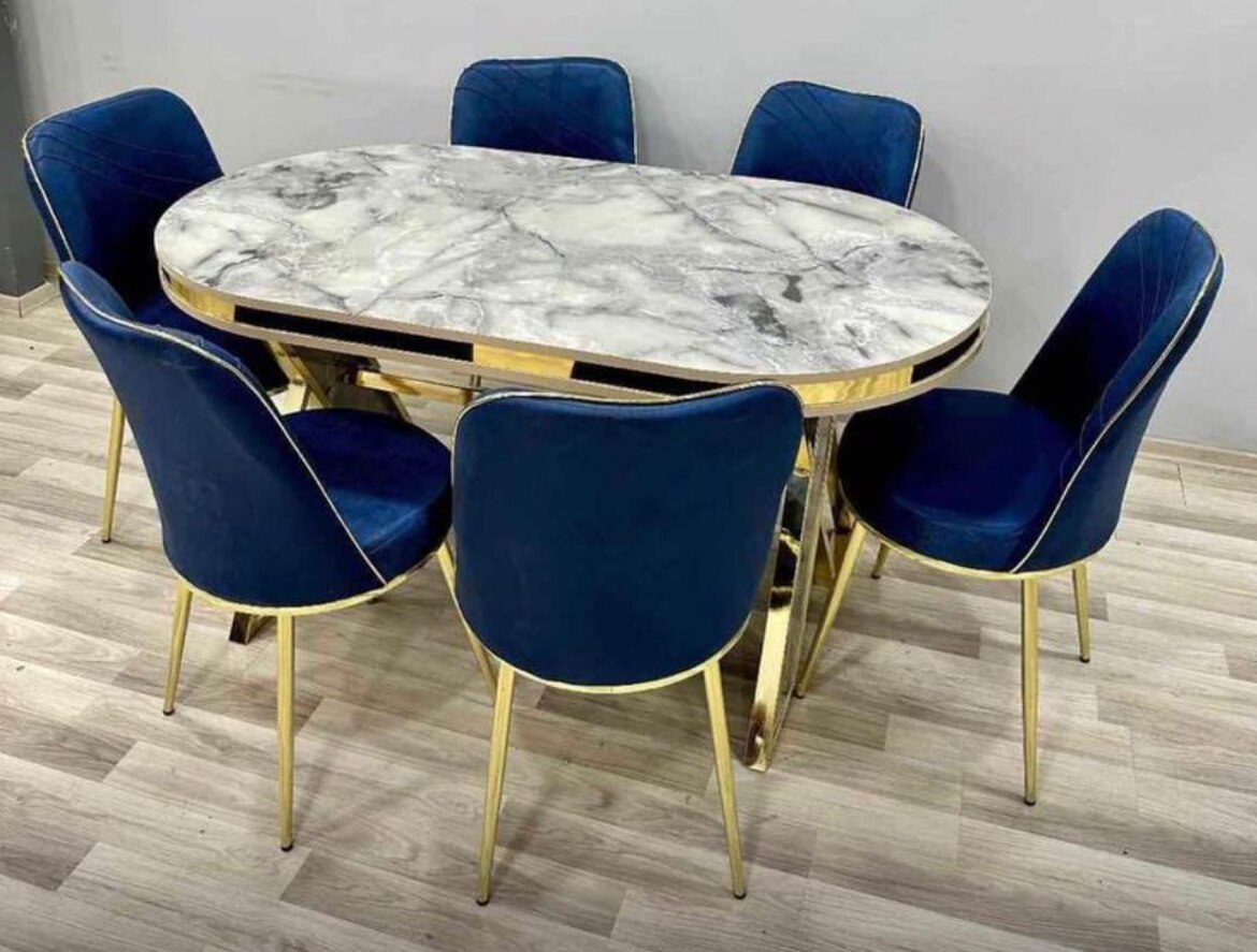 Table à manger ovale moderne