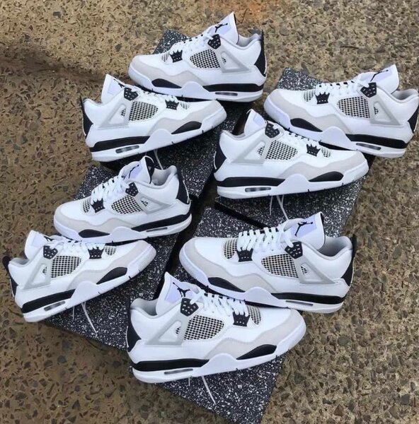 Jordan 4 rethro