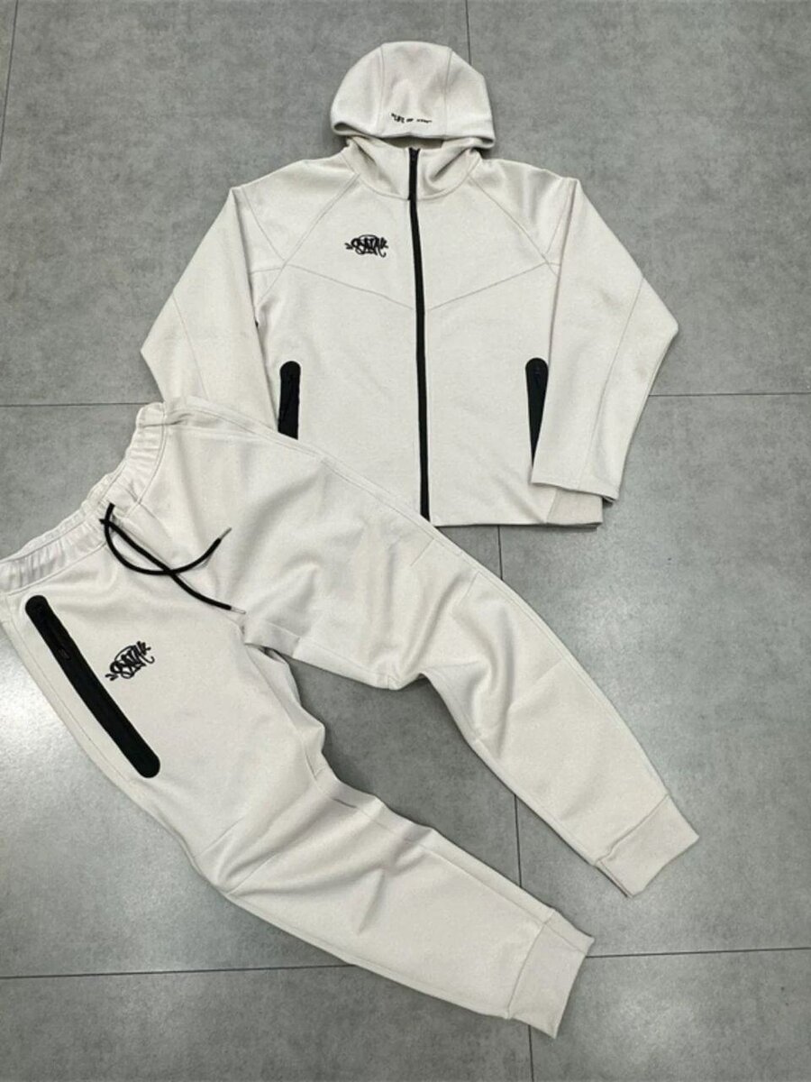 Ensemble de survêtement blanc