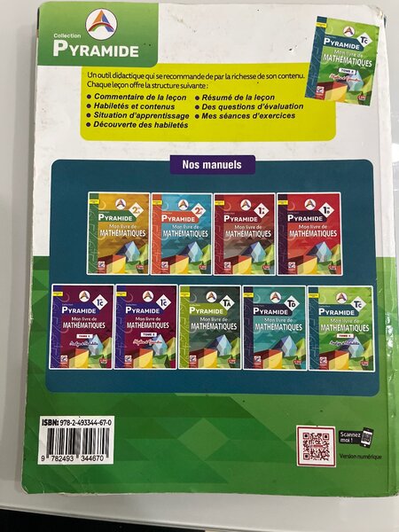 Livre de Mathématiques Pyramide