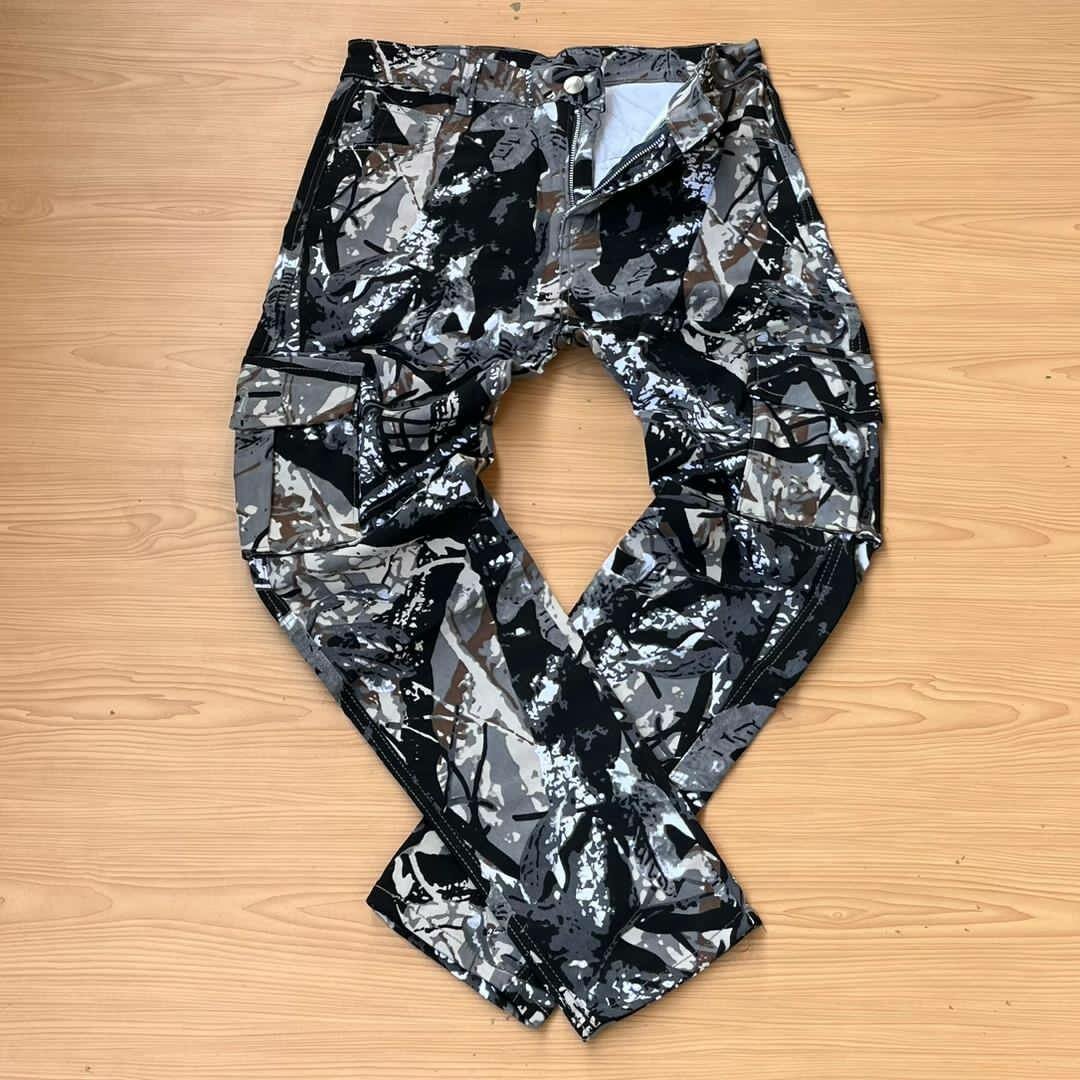 Side pocket camo