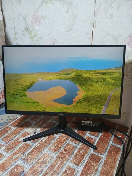 Écran LED 22" AOC