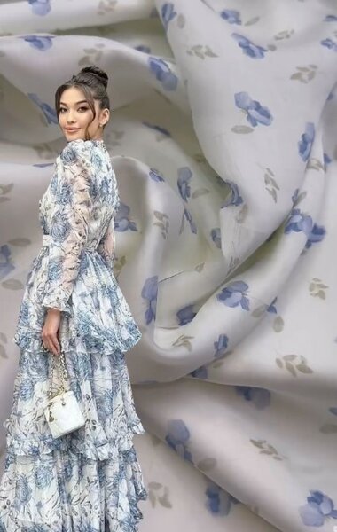 Красивая лёгкая ткань Тенсель батист с узором для пошива одежды