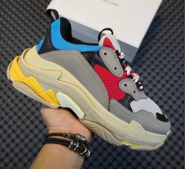 Sneakers multicolores tendances