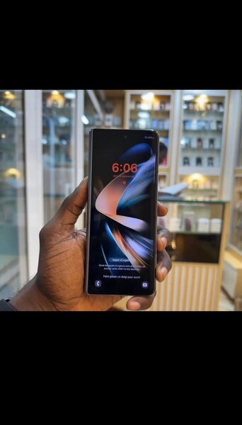 Samsung galaxie z flod 4