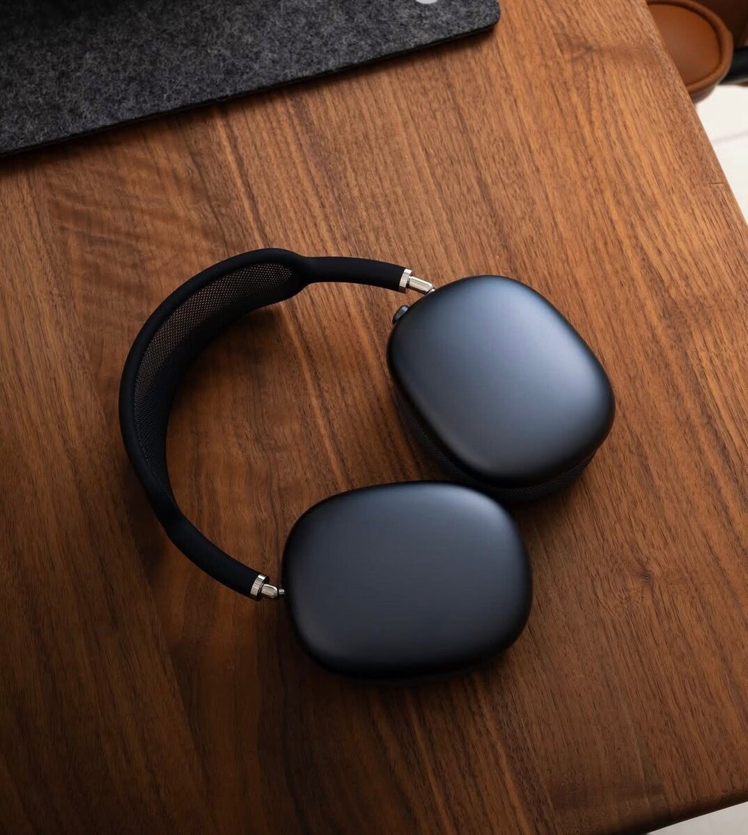 AirPods Max  2024