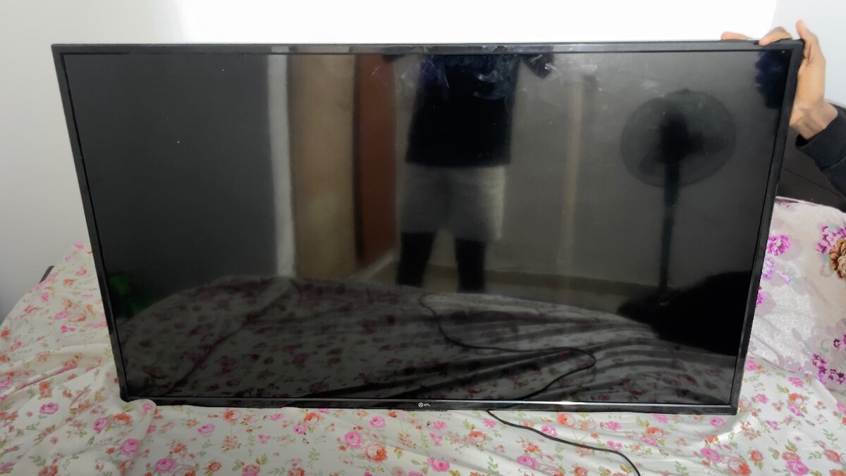 ATL FullHD 50 + Android box Tv