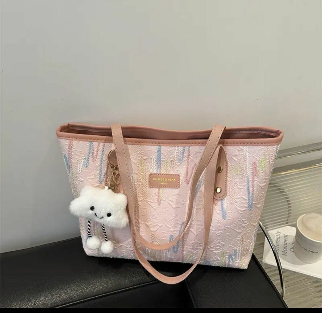 Sac à main rose élégant