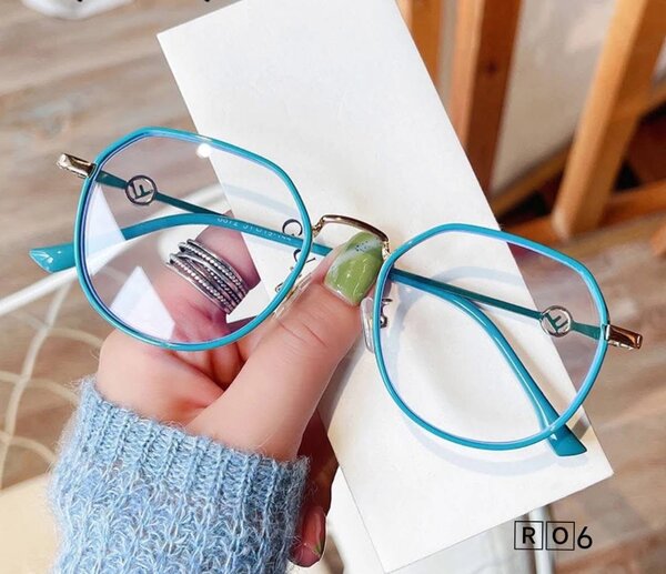 Lunettes Hexagonales Élégantes