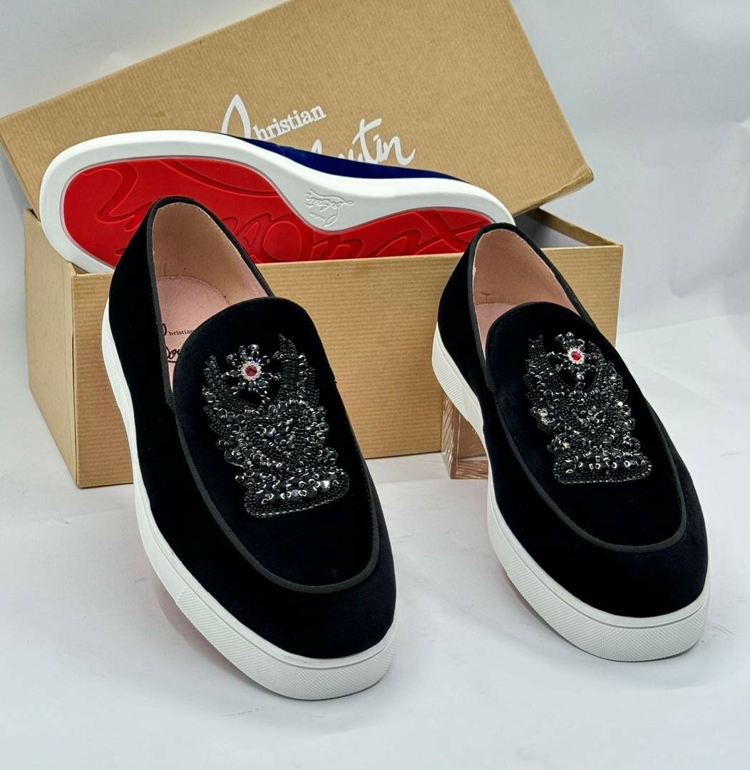 CHRISTIAN LOUBOUTIN CLASSIC
