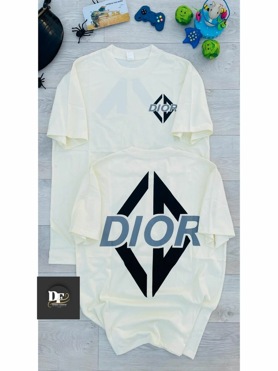 T-shirts imprimés modernes