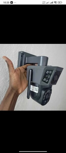 Caméra solaire 4G prend puce