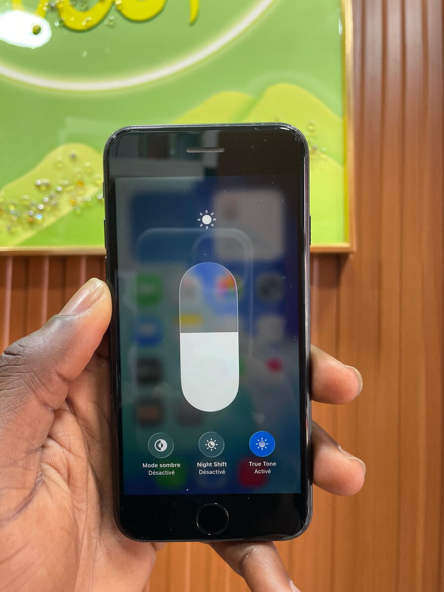 iPhone SE Noir Débloqué