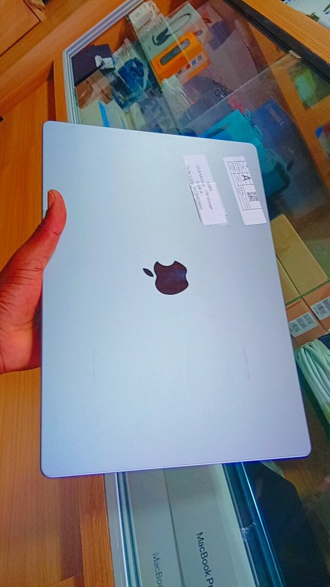 MacBook Pro M1 16" 32 Go 1To