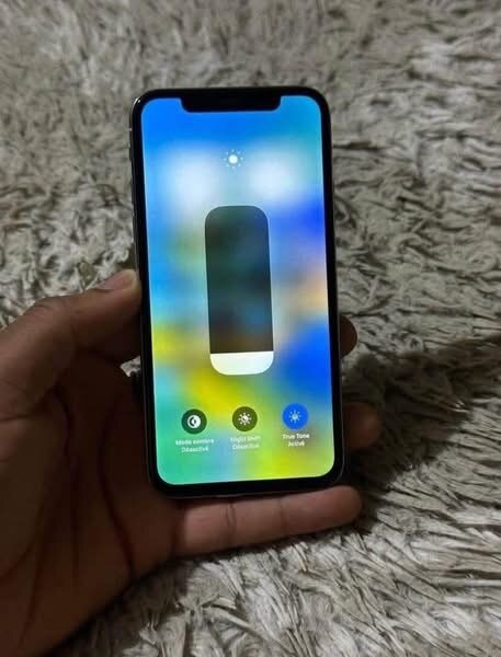 iPhone X 64 Go Gris Argenté