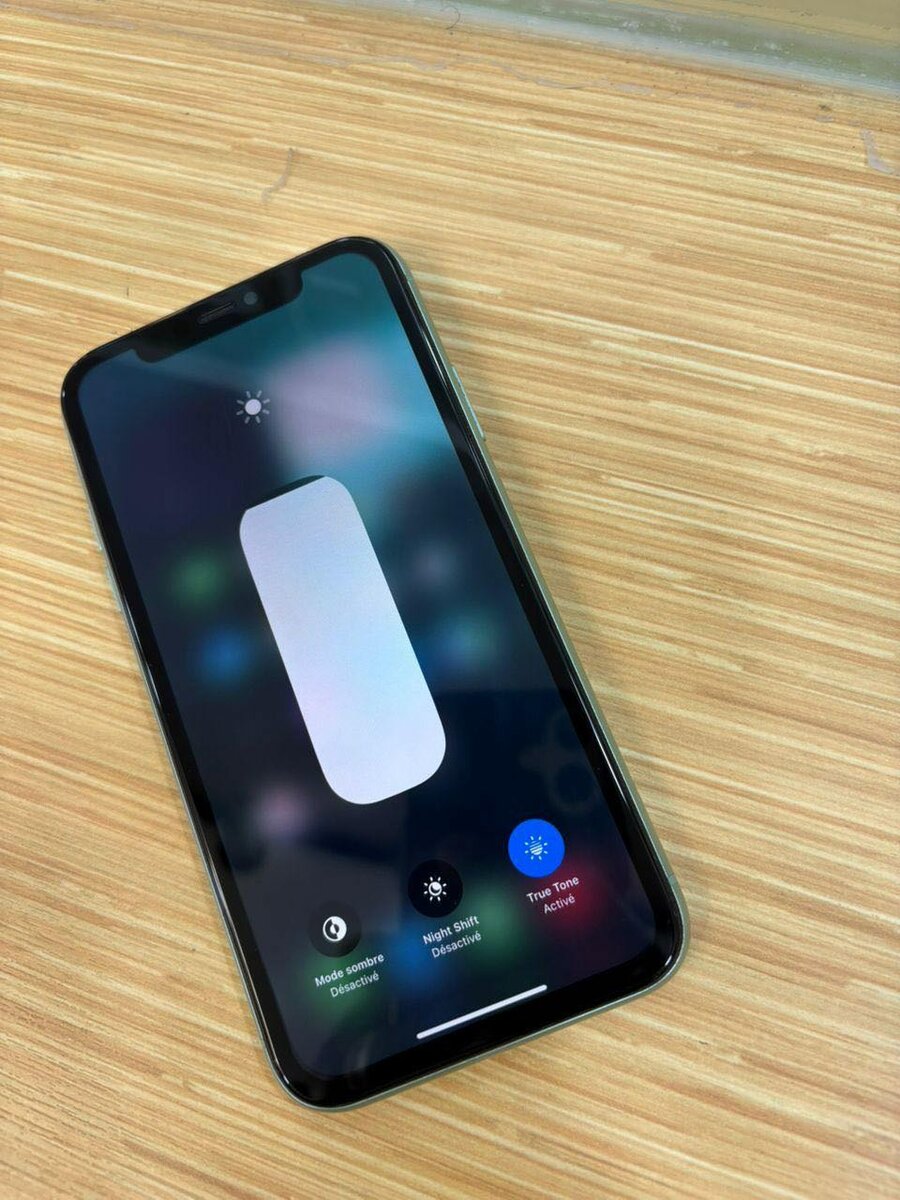 iphone 11 64giga écran changé