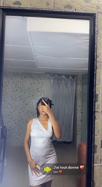 Robe élégante à fleurs