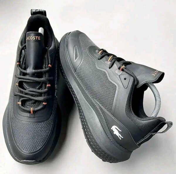 Chaussures de sport Lacoste