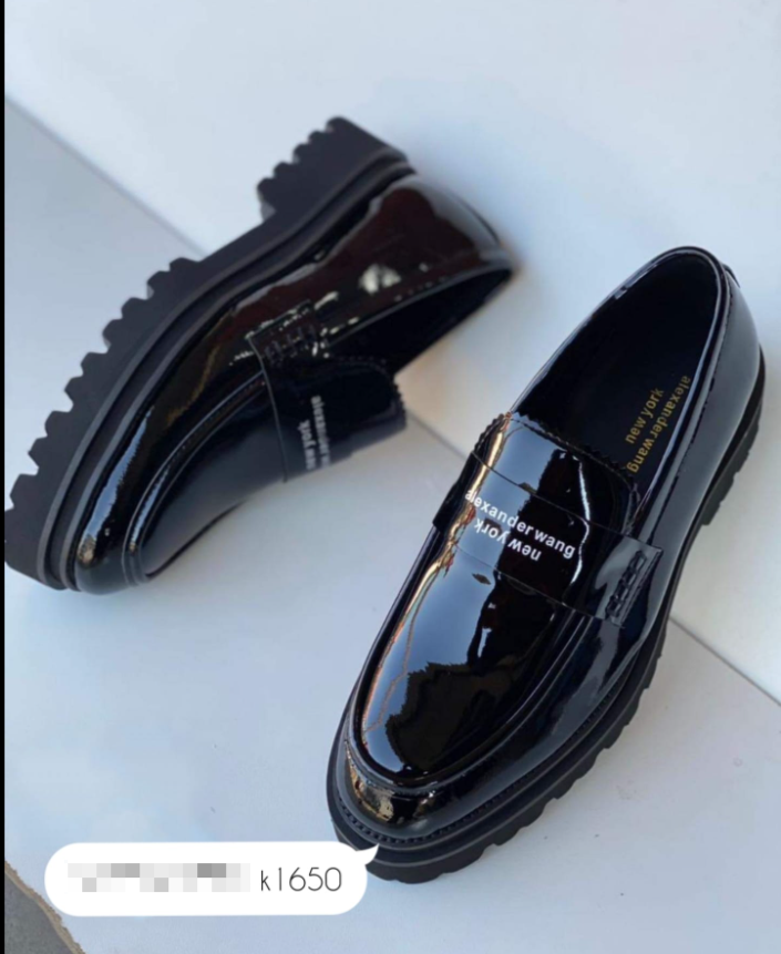 men's model leather shoes,