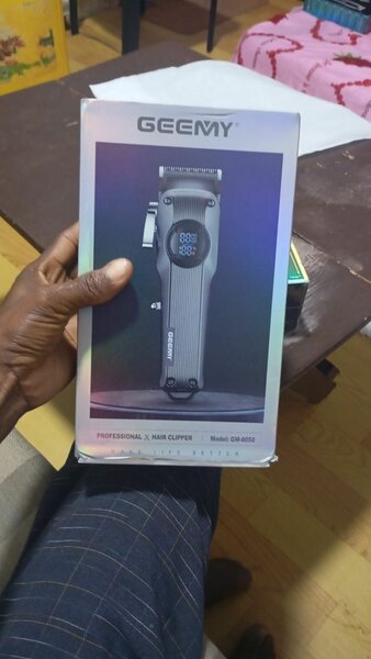 Tondeuse Professionnelle Geemy