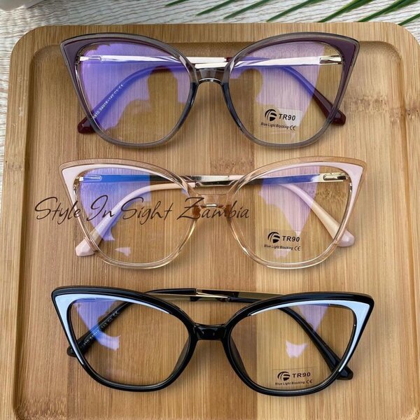 Image glasses, in glossy frame, for work at the computer and telephone with protection against screen radiation 