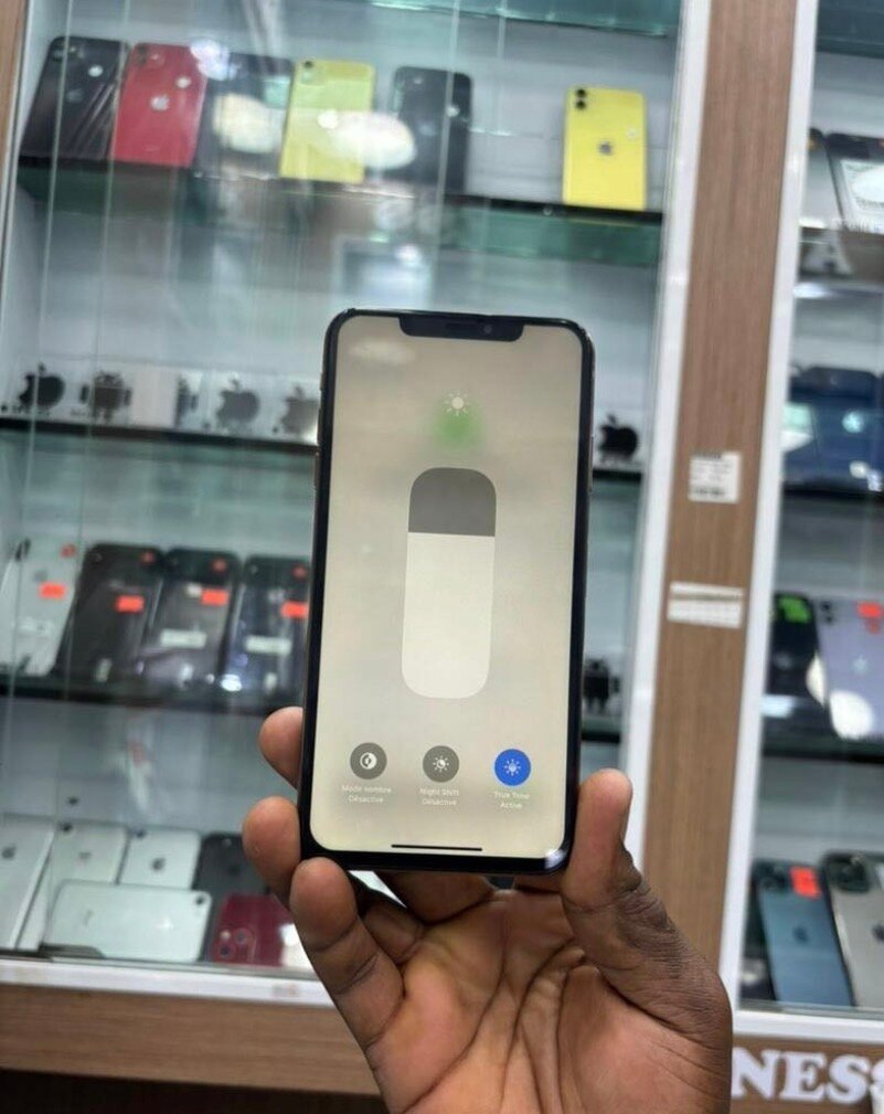 iPhone X smartphone débloqué