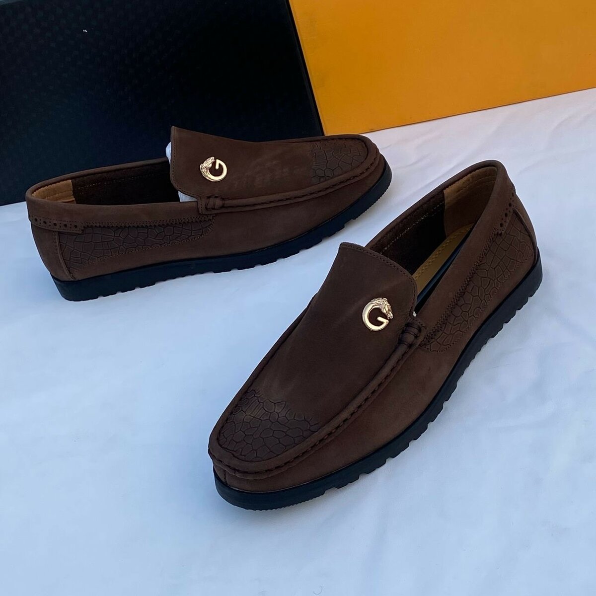 EXECUTIVE CASUAL WEAR