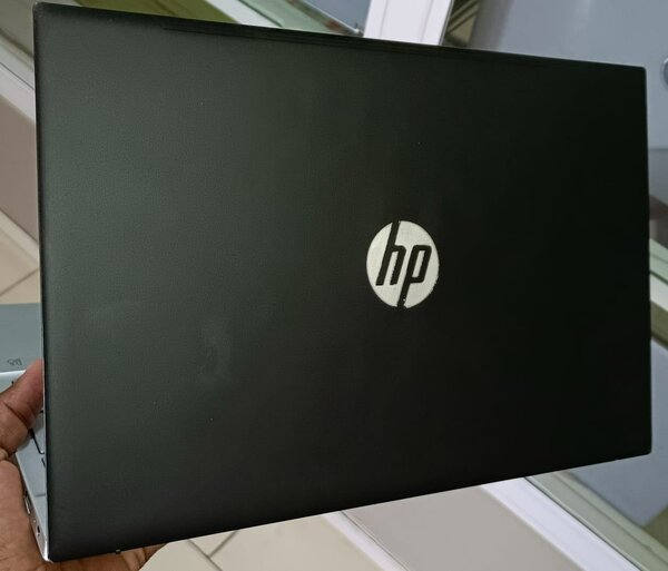 HP PAVILLON15