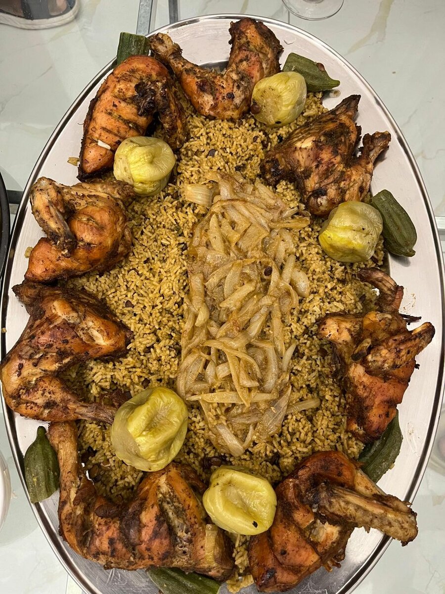 Poulet rôti avec riz épicé
