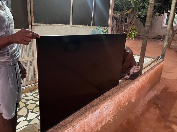 Samsung smart  65 inches