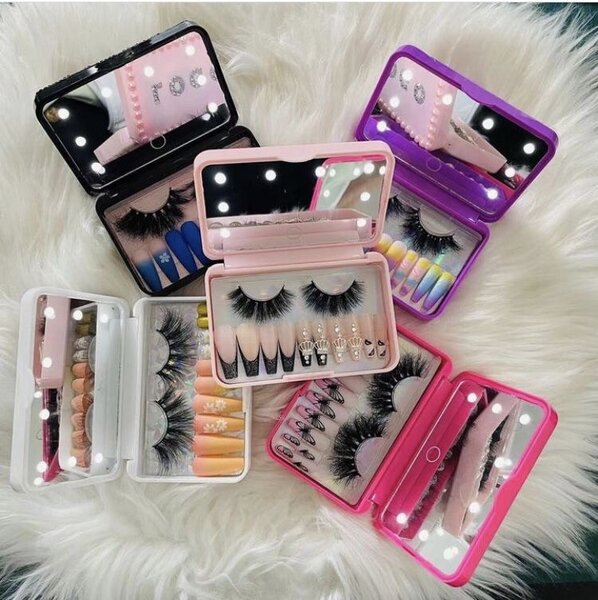Eyelash and Nail set