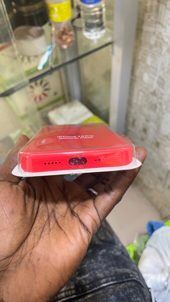 Coque Silicone iPhone 13 Pro