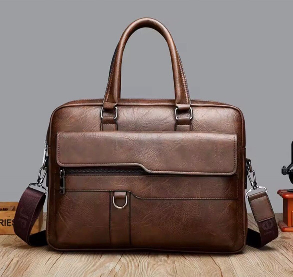 Sacoche en cuir élégante homme