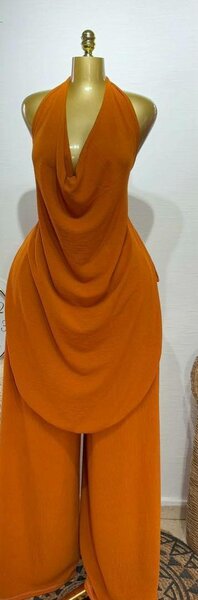 Combinaison dos nu élégante