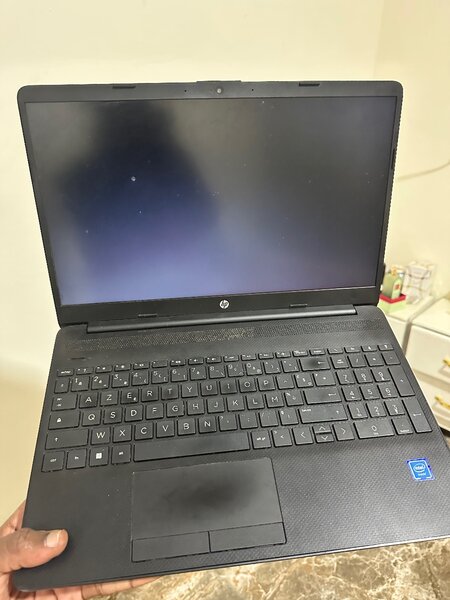 HP LAPTOP 15