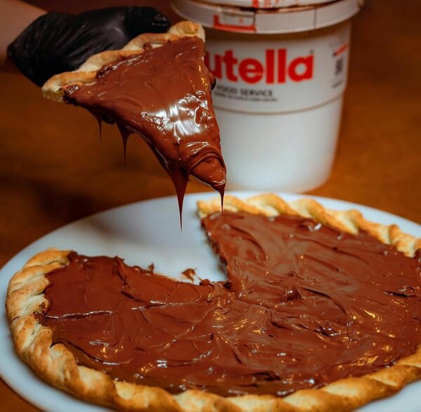 Pizza dessert au Nutella