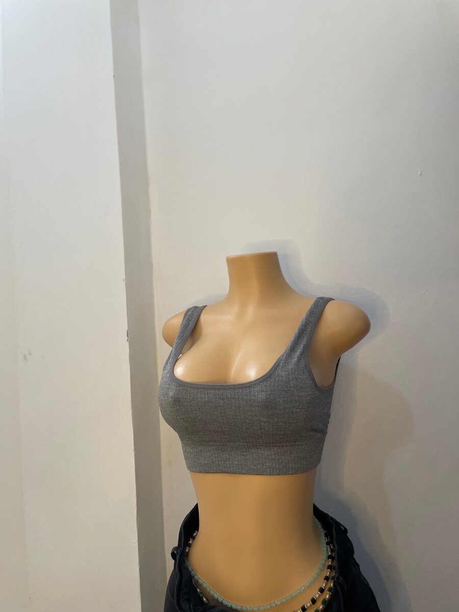 Top court sans manches