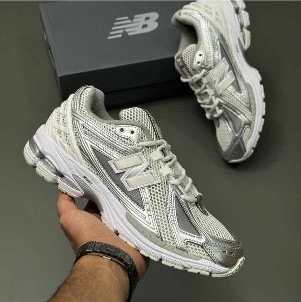 New Balance argent