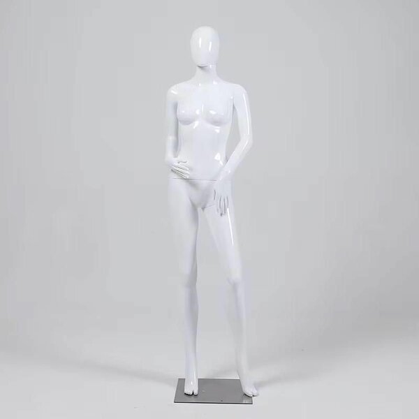 Mannequin Féminin Blanc